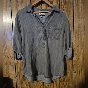 HESTER & ORCHARD / ANTHROPOLOGIE Pullover Denim Like Tunic Top - Medium